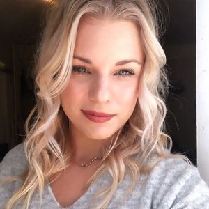 Meet your Posher, Anya